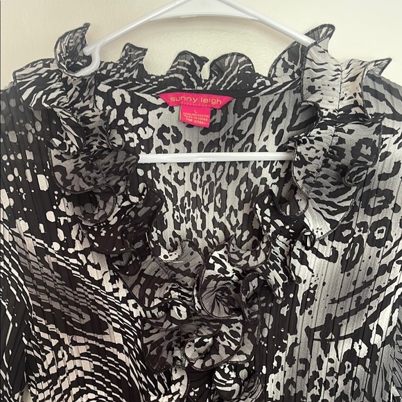 Sunny Leigh Black and Gray Animal Print Dress (L) - Picture 5 of 9